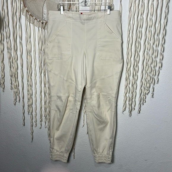 SPANX Cream Pull On Ankle Zip Jogger Pants Size 1X - Picture 1 of 9